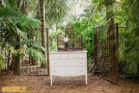 Vintage-White-Dresser , Vintage White Dresser, Wedding Location Miami