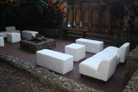 White Lounge Furniture